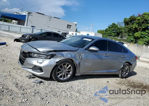 2021 Honda Accord Lx z USA, uszkodzony, nr VIN 1HGCV1F17MA112218